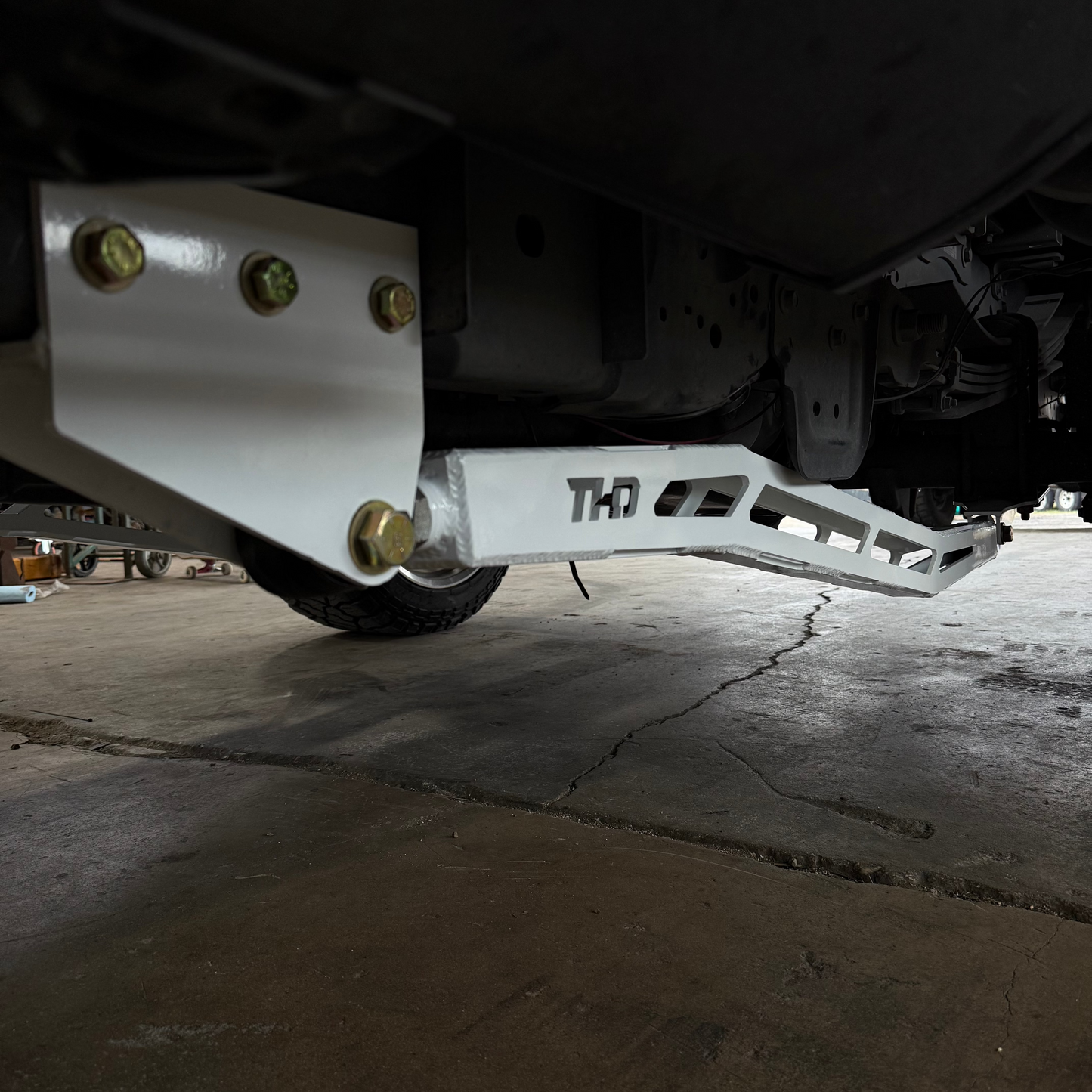 Universal Traction Bars
