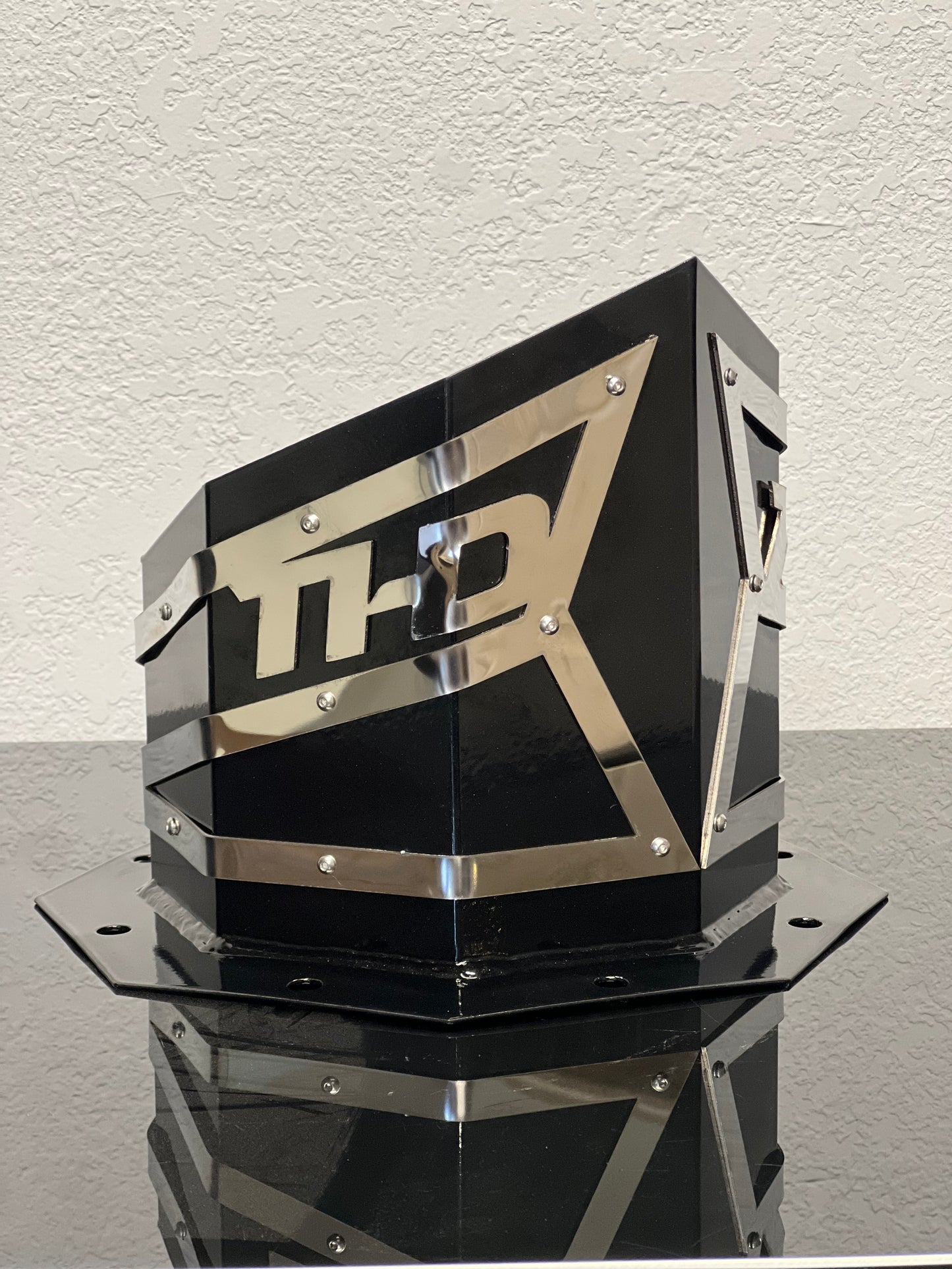 8” octagon standard THD hoodstack